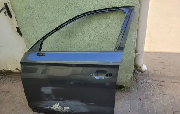 Audi Q5 SQ5 Front door 85022HV20H