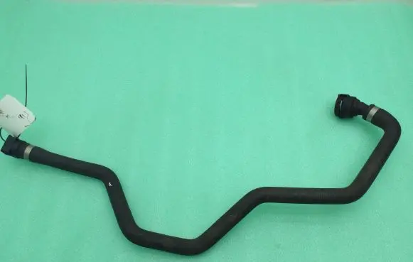 BMW 5 F10 F11 Engine coolant pipe/hose 17127809819 7809819