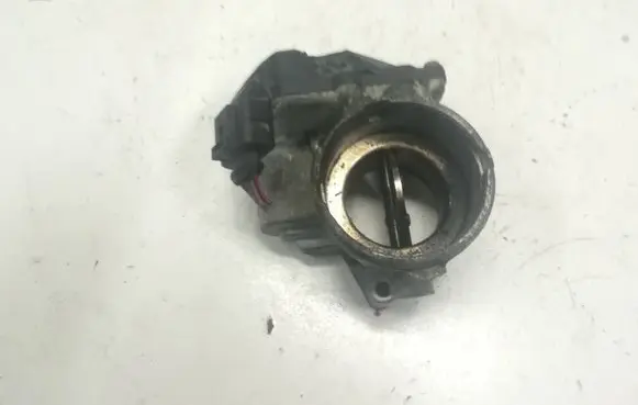 Volkswagen Caddy Throttle valve 03G128063M A2C53324665