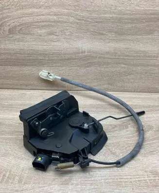 BMW X5 E53 Rear door lock 8402602 0H0235