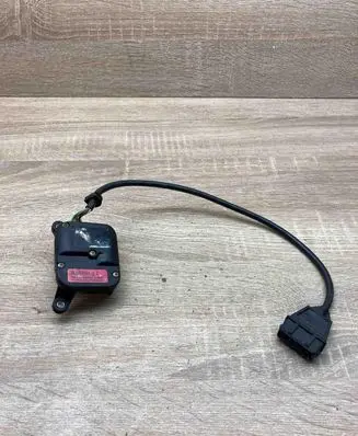 Audi A6 S6 C4 4A Air flap motor/actuator 4A0820511A 0132801019