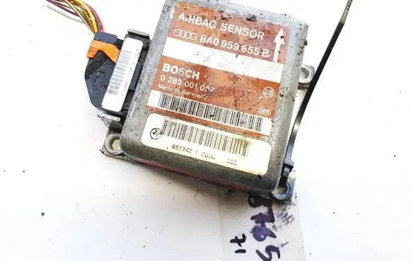 Audi A4 S4 B5 8D Airbag control unit/module 8a0959655b 0285001037