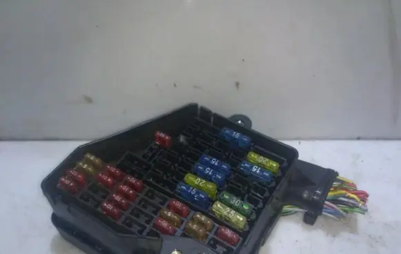 Audi A4 S4 B5 8D Fuse box set