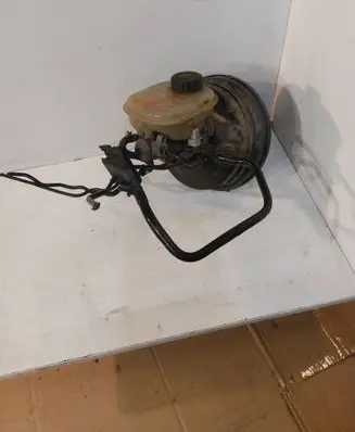 Audi A8 S8 D2 4D Brake booster 4D0612105F