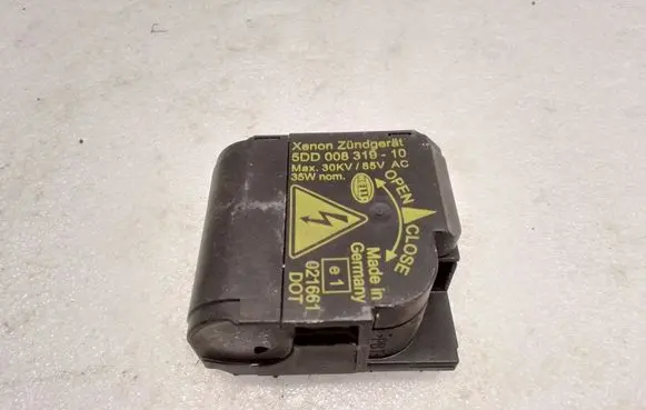 BMW 5 E60 E61 Headlight ballast module Xenon 5DD00831910