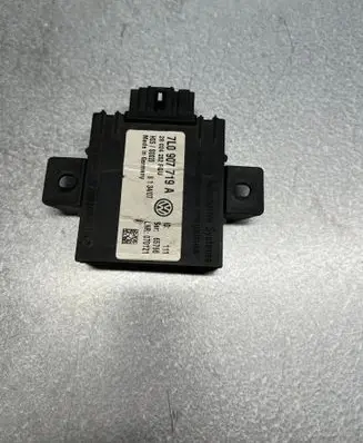 Volkswagen Touareg I Alarm control unit/module 7L0907719
