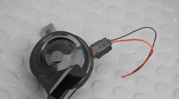 Nissan Qashqai J12 Horn signal NISSAN256106UA0A 256106UA0A
