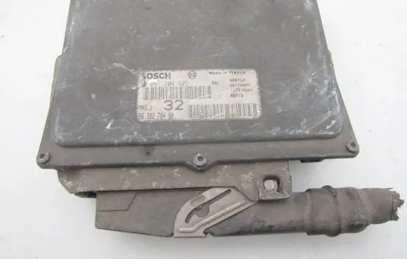 Peugeot 106 Engine control unit/module 9630278480 0261204625