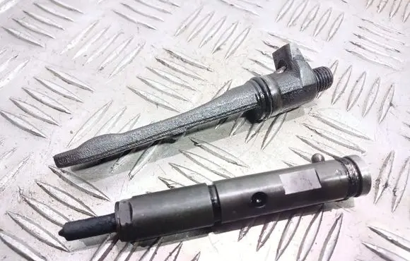 Opel Zafira A Fuel injector 09202472 0432193525