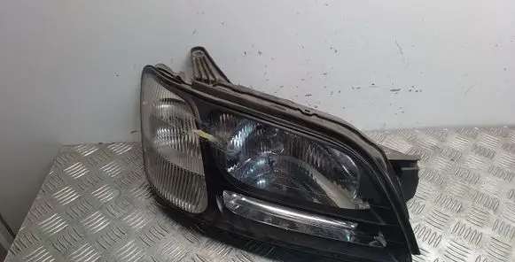 Subaru Legacy Headlight/headlamp 10020655