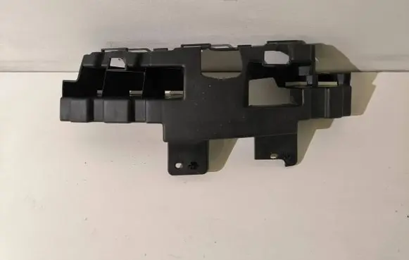 Ford Focus C-MAX Front bumper mounting bracket 3M5117E857