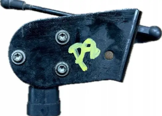 GMC Yukon Air suspension front height level sensor 23152098 811996305 2119176B10