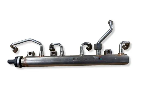 BMW 8 G16 Fuel main line pipe 7852402
