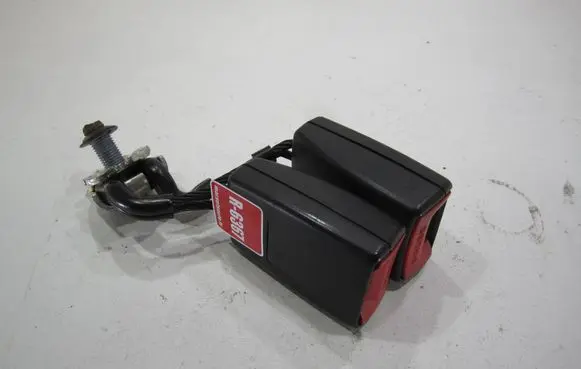 Skoda Octavia Mk2 (1Z) Rear seatbelt buckle 1Z0857488 30102006