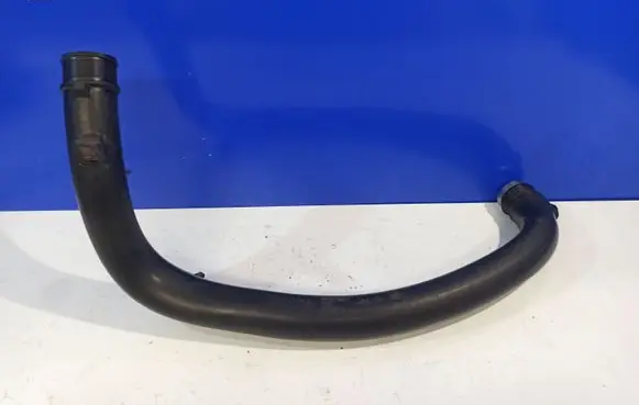 Volvo XC90 Intercooler hose/pipe 8638967