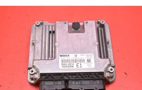 Toyota Corolla E140 E150 Engine control unit/module ECU 8966102E10