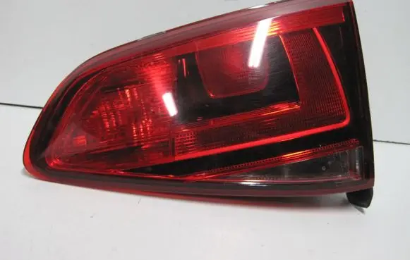 Volkswagen Golf VII Tailgate rear/tail lights 5G0945094AE