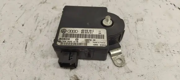 Audi A8 S8 D3 4E Battery control module 4E0915181C