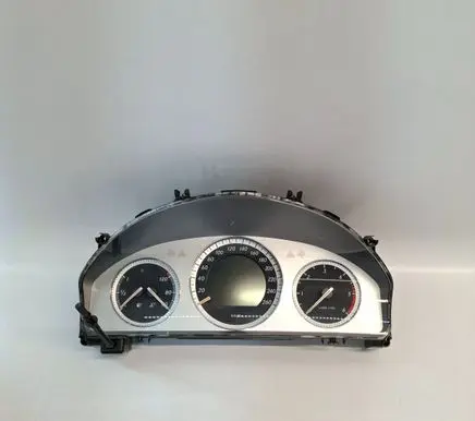 Mercedes-Benz C W204 Speedometer (instrument cluster) A2045403148 A2045402211