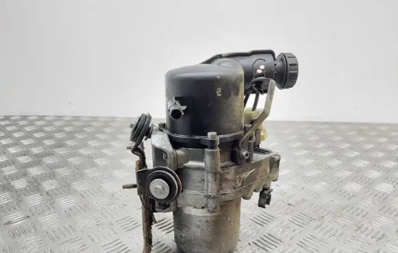 Peugeot 508 Power steering pump 9676154180