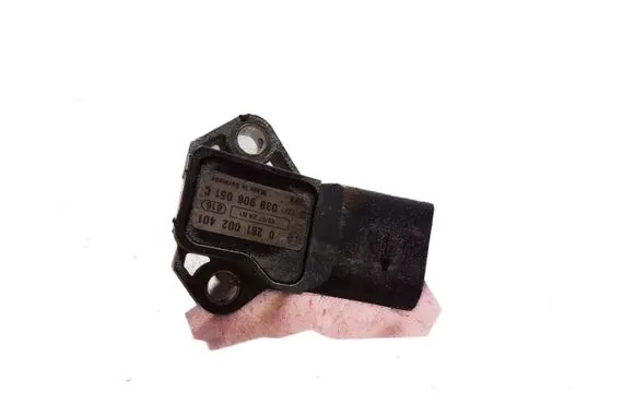 Volkswagen Golf V Air pressure sensor 038906051C 0281002401