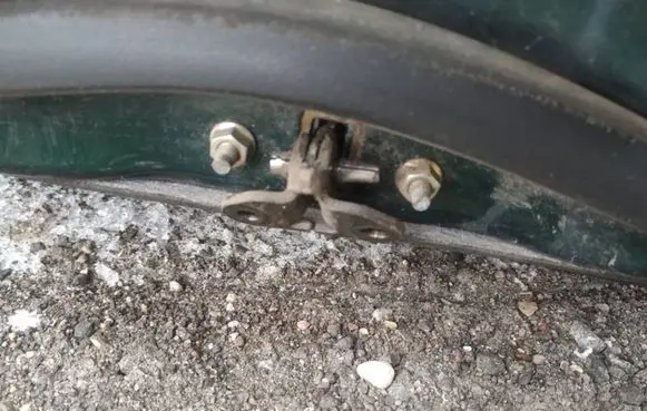 Toyota Avensis T220 Front door check strap stopper 