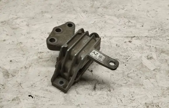 Opel Insignia A Engine mount bracket 2107721