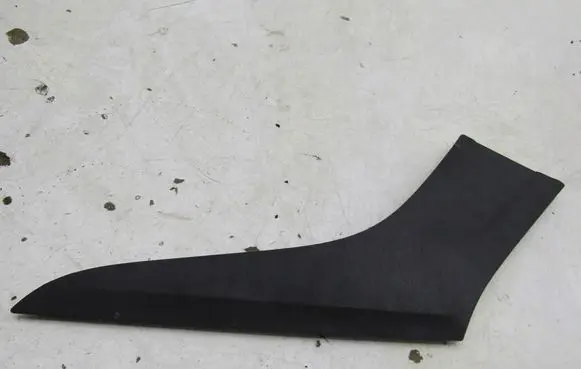 Suzuki Swift III Rear arch trim KRIS235789