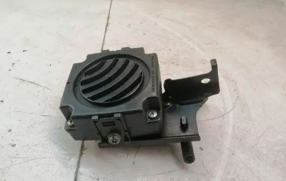 Mitsubishi Outlander Parking PDC sensor speaker BBB863B BZS5105A94