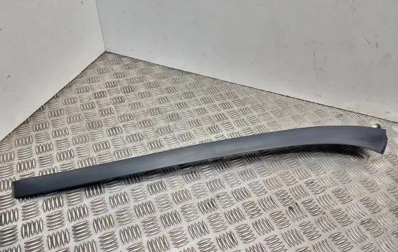 Seat Altea Windshield trim 5p0854319d 5p0854541h
