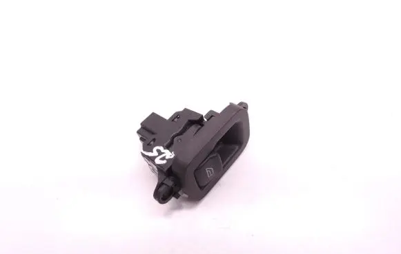 Volvo V50 Electric window control switch 30658449 D25