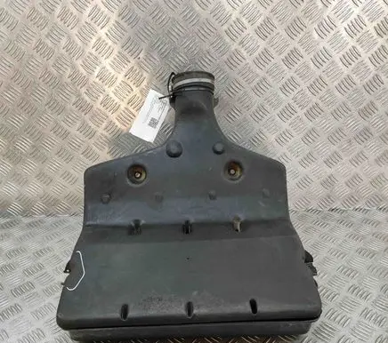 Chevrolet Corvette Air intake duct part 14084404