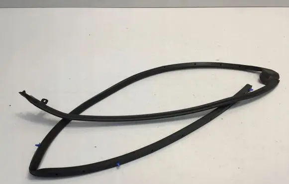 Peugeot 2008 II Rubber seal rear door 9825986280