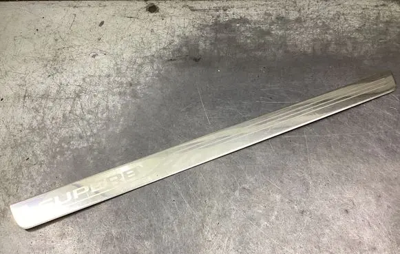 Skoda Superb B8 (3V) Front sill trim cover 3V0853814D BSD1426ZZ