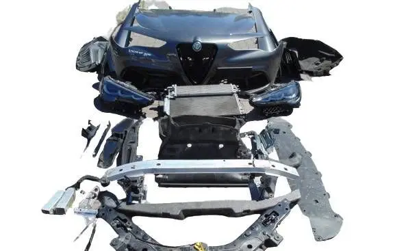 Alfa Romeo Stelvio Front piece kit 
