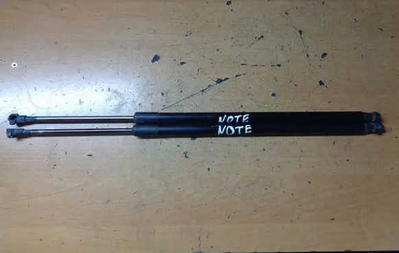 Nissan Note (E11) Tailgate/trunk strut/damper 9282UT0435N