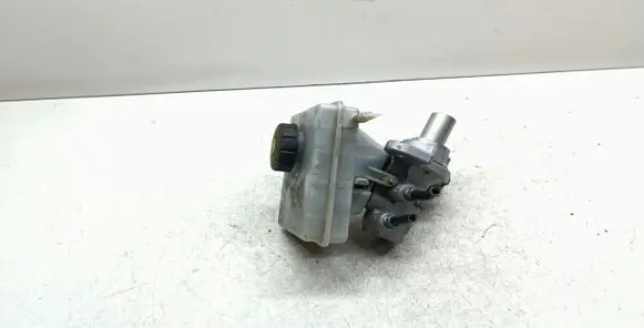 BMW X3 F25 Brake fluid reservoir 