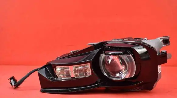 Ford Mondeo MK I Headlight/headlamp 89503399