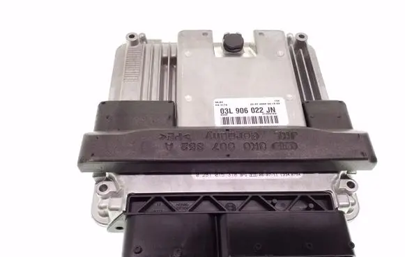 Audi A4 S4 B8 8K Engine control unit/module 03L906022JN 0281015318