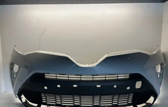 Toyota C-HR I Front bumper