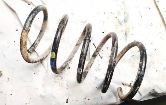 Hyundai Santa Fe Front coil spring