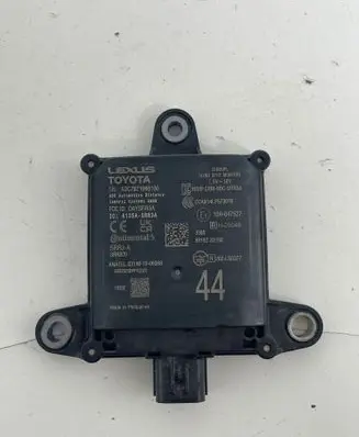 Lexus ES 300h (7th Gen) Blind spot module 8816233160 10R047527 4135ARRR3A