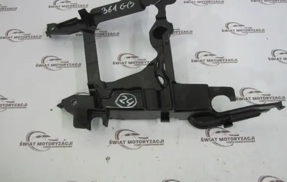 Nissan NV200 Timing belt guard (cover) 8200958221