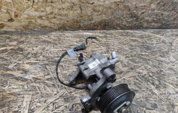 BMW 7 F01 F02 F03 F04 Power steering pump 679649303 5002257
