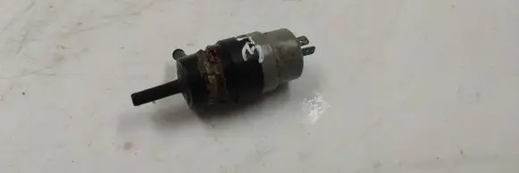Audi 80 90 B3 Windscreen/windshield washer pump 431955651