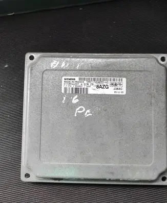 Ford Focus Engine control unit/module 5M5112A65HG