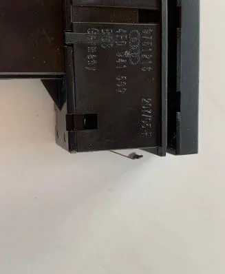 Audi A6 S6 C6 4F Hazard light switch 9751216