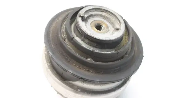 Mercedes-Benz S W220 Engine mount bracket 233000032XX