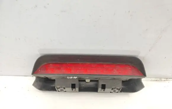 Suzuki Liana Third/center stoplight