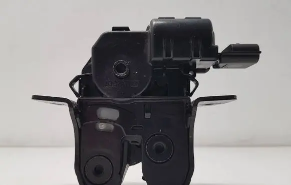 Renault Arkana Tailgate/trunk/boot lock/catch/latch 905039428R 40557160